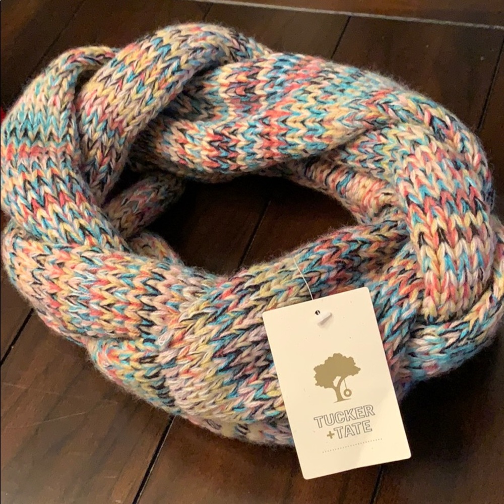 NWT Girls Tucker and Tate Infinity Scarf
